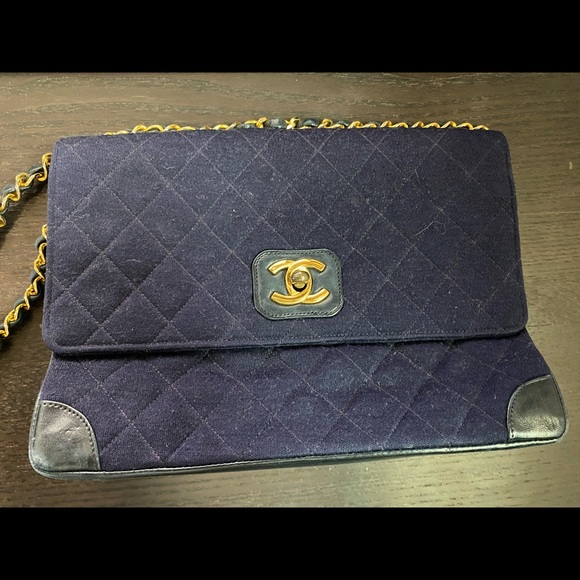 Chanel Blue Quilted Jersey Fabric Vintage Medium Classic Double Flap Bag - Picture 2 of 6